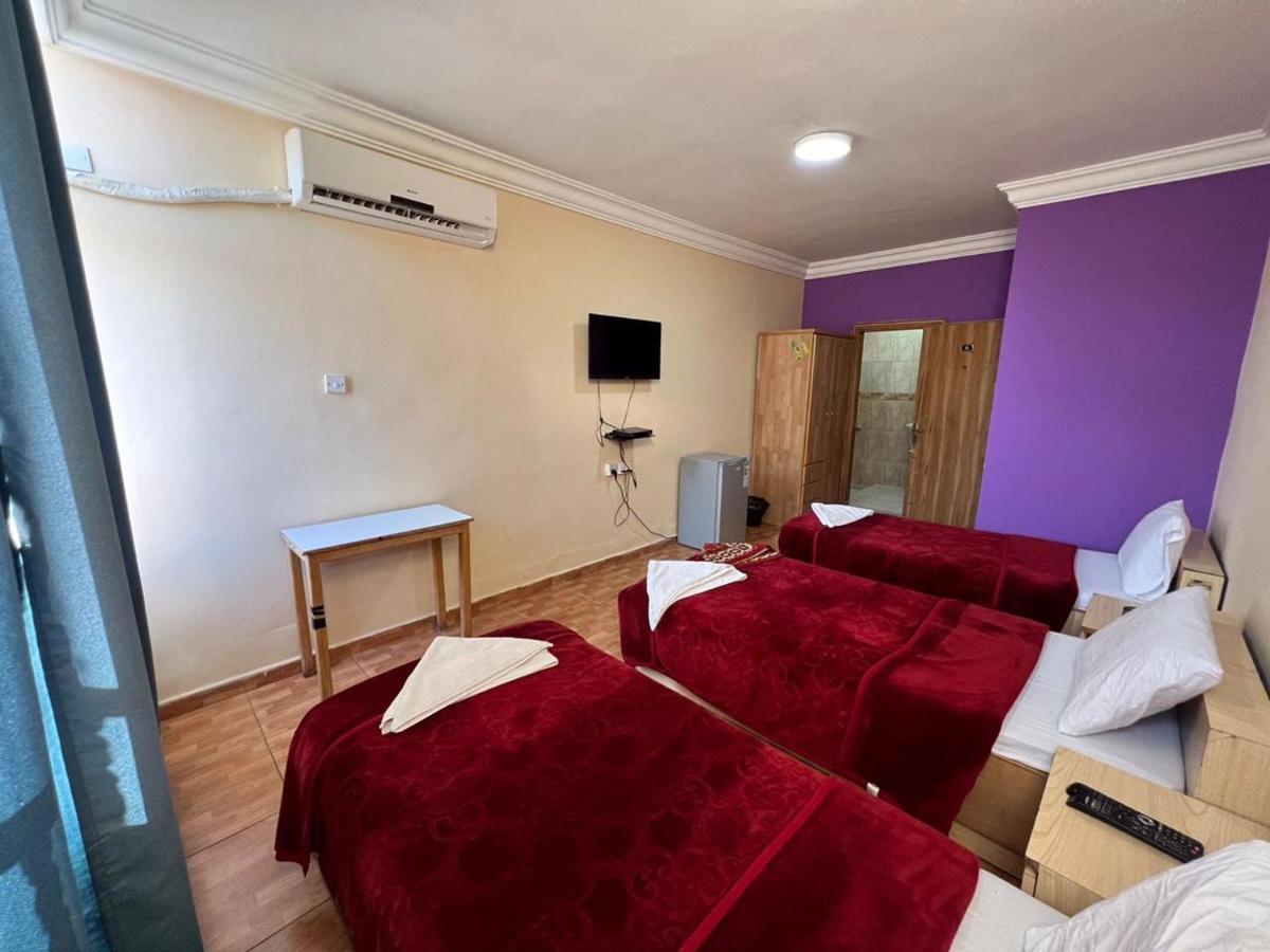 Dweik Hotel 1 Акаба Экстерьер фото